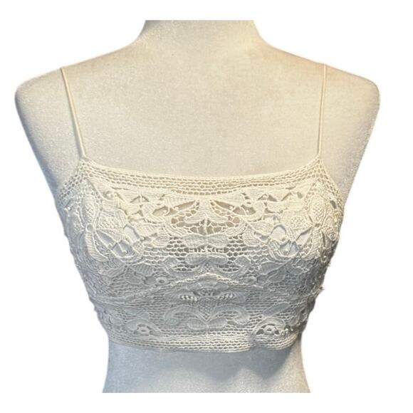 Free People One Ivory Lace Bralette – Adjustable Straps, Smocked Back Size Small - Picture 2 of 7